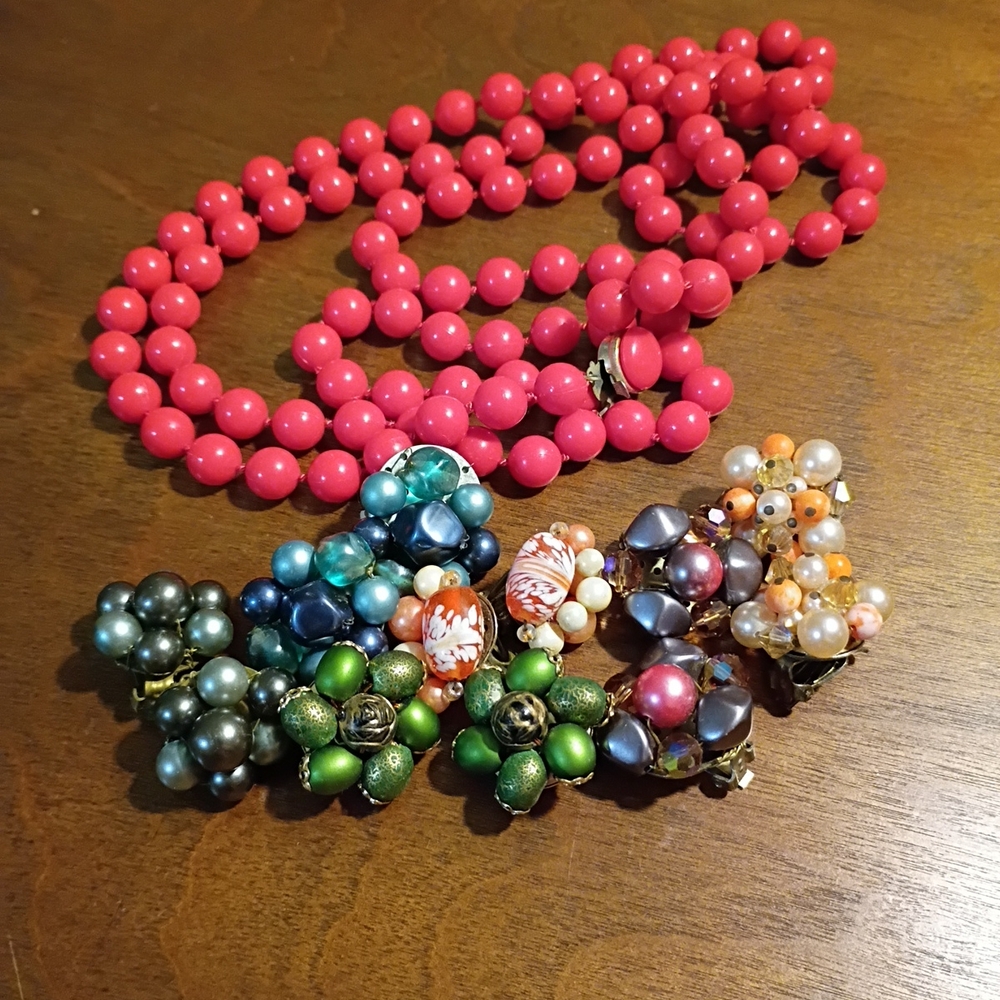 Vintage Japan And Hong Kong Jewelry Lot
